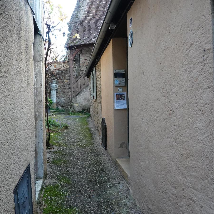 Appart' De La Collegiale Bourbon-Lancy Luaran gambar