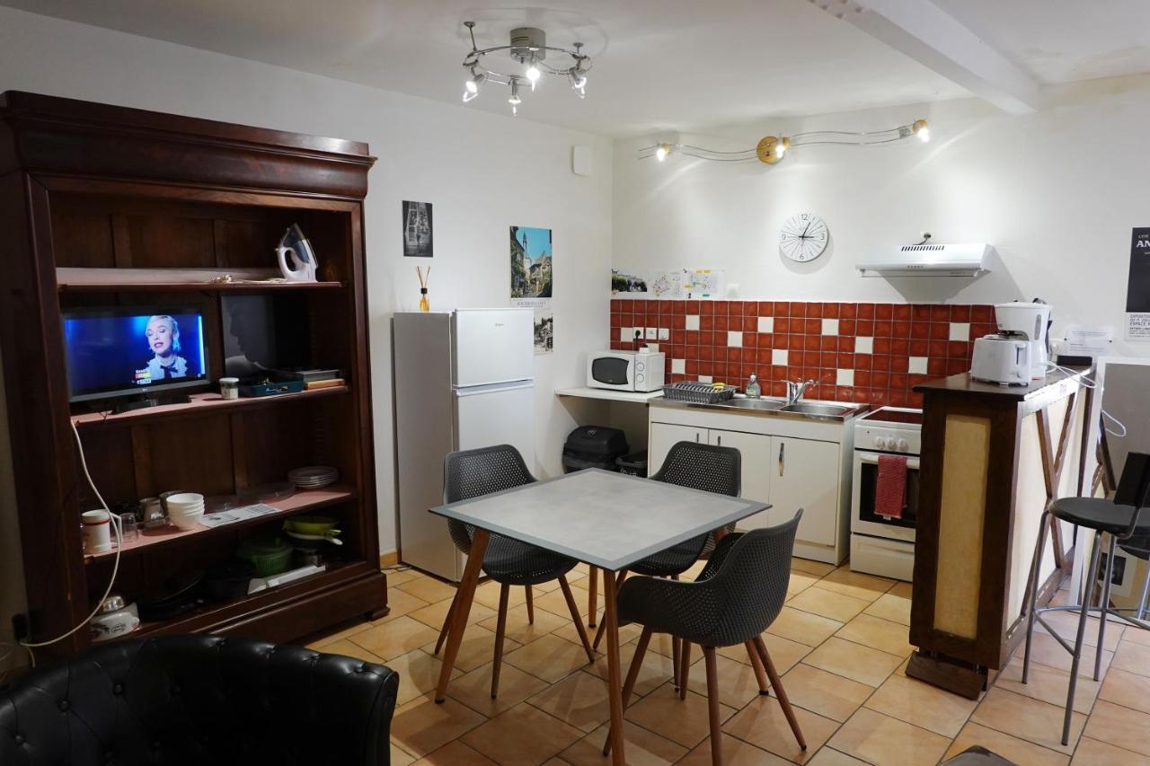 Appart' De La Collegiale Bourbon-Lancy Luaran gambar