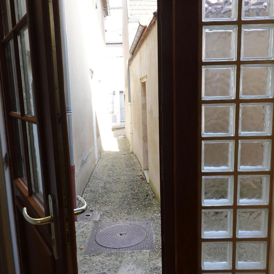 Appart' De La Collegiale Bourbon-Lancy Luaran gambar